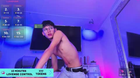 T W I N  K I E     A L E X online show from March 12, 2025, 9:24 pm