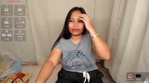 twinkle_purplemelon online show from February 11, 2026, 6:35 pm