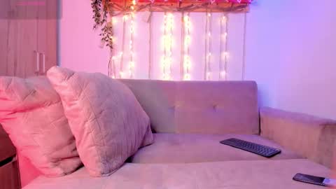 twinksboys_23 online show from February 10, 2026, 11:58 am