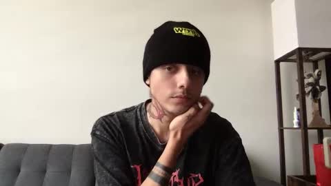 Derrick online show from September 14, 2025, 5:34 pm