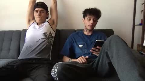 Derrick online show from November 24, 2025, 5:34 pm