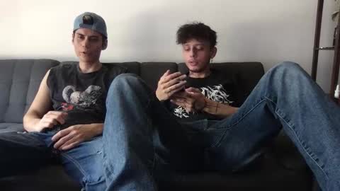 Derrick online show from January 8, 2026, 5:26 pm