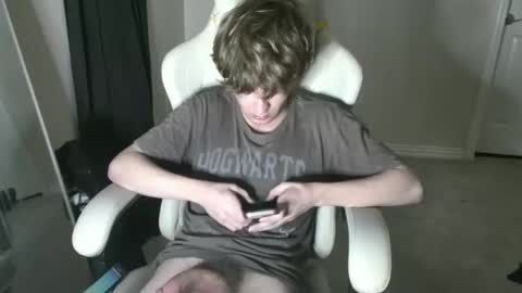 Snapshot of twinktools chatting on January 17, 2026, 12:37 am shytwink online show from January 17, 2026, 12:37 am