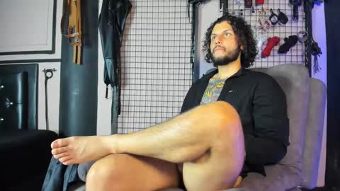 Snapshot of twisted_fantasy_ chatting on February 23, 2025, 9:05 pm Clio Tadeo online show from February 23, 2025, 9:05 pm