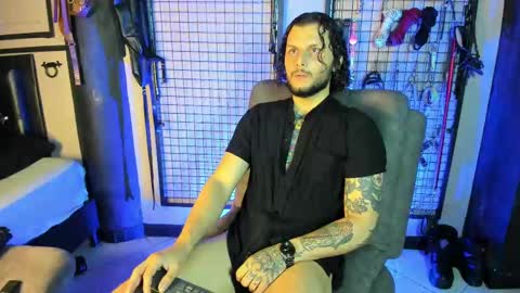 Snapshot of twisted_fantasy_ chatting on March 12, 2025, 1:36 am Clio Tadeo online show from March 12, 2025, 1:36 am