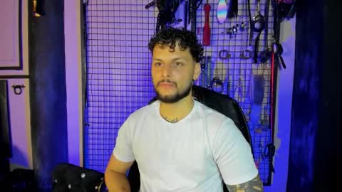 Clio  Tadeo online show from March 27, 2026, 3:34 am