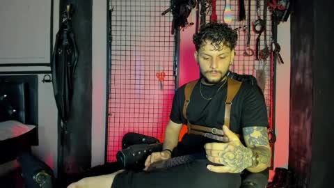 Clio  Tadeo online show from March 31, 2026, 3:30 am