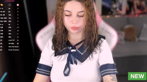 Snapshot of twixi_pixxie chatting on January 31, 2025, 12:39 am your Twixi online show from January 31, 2025, 12:39 am