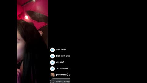 Snapshot of twizzytoxic22 chatting on May 21, 2026, 2:18 am twizzytoxic22 online show from May 21, 2026, 2:18 am