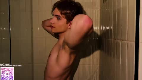 Molly and Nick online show from April 10, 2026, 9:30 pm