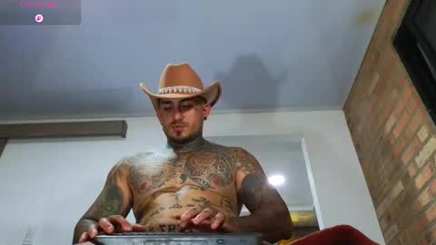 Snapshot of twonaugthy77 chatting on March 12, 2026, 1:23 am Angel online show from March 12, 2026, 1:23 am