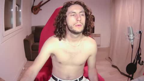 txandb666 online show from April 14, 2026, 8:26 pm