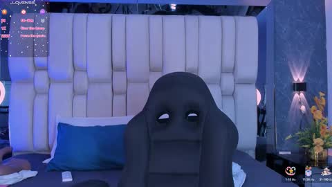 Snapshot of tyla_demon chatting on February 1, 2026, 3:38 am TYLA online show from February 1, 2026, 3:38 am