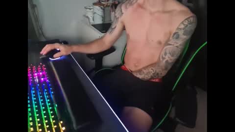 Snapshot of tyler_2465 chatting on January 2, 2025, 5:18 pm Tyler 2465 online show from January 2, 2025, 5:18 pm