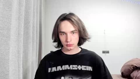 Tyler  johnson online show from March 2, 2025, 2:43 pm