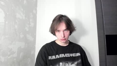 Tyler  johnson online show from October 17, 2025, 4:09 pm