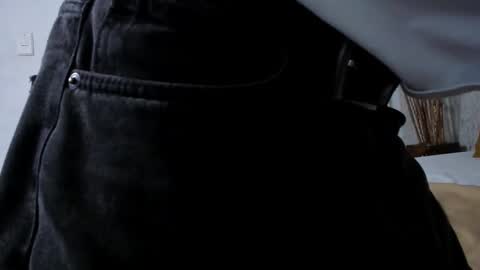 Snapshot of tyler_durtenn chatting on February 7, 2026, 3:21 am Tyler online show from February 7, 2026, 3:21 am