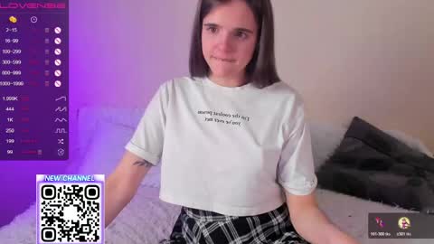 Ema online show from April 16, 2026, 7:58 pm