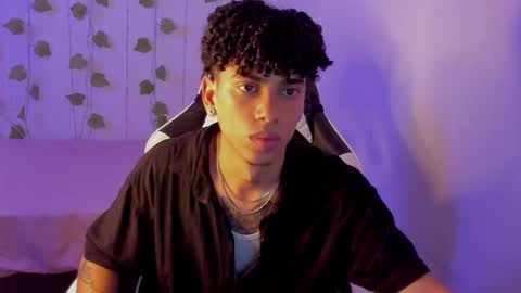 Snapshot of tyler_garcia_ chatting on February 2, 2025, 2:48 am Tyler Garcia online show from February 2, 2025, 2:48 am