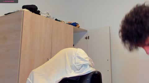 Snapshot of tyler_lautners chatting on December 30, 2024, 7:53 pm online show from December 30, 2024, 7:53 pm