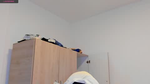 Snapshot of tyler_lautners chatting on January 5, 2025, 11:15 am online show from January 5, 2025, 11:15 am