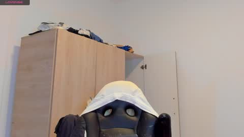 Snapshot of tyler_lautners chatting on January 5, 2025, 9:25 pm online show from January 5, 2025, 9:25 pm