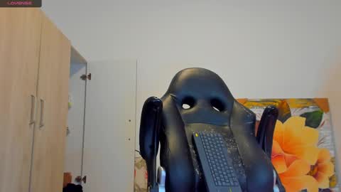 Snapshot of tyler_lautners chatting on March 10, 2025, 5:18 pm online show from March 10, 2025, 5:18 pm