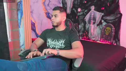 Snapshot of tyler_price01 chatting on October 9, 2025, 7:56 pm Tyler online show from October 9, 2025, 7:56 pm