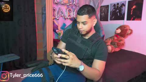 Snapshot of tyler_price01 chatting on January 8, 2026, 2:14 am Tyler online show from January 8, 2026, 2:14 am