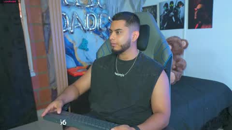 Snapshot of tyler_price01 chatting on January 18, 2026, 10:57 pm Tyler online show from January 18, 2026, 10:57 pm