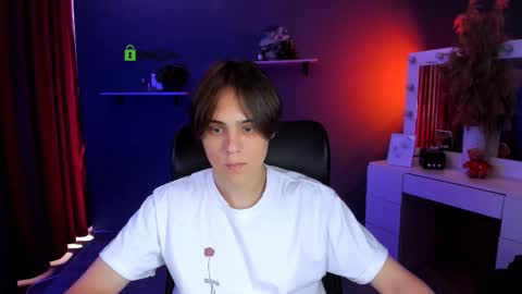 Snapshot of tyler_sparks_ chatting on September 12, 2025, 6:24 am tyler_sparks_ online show from September 12, 2025, 6:24 am