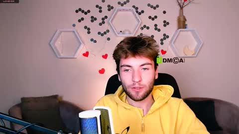 Snapshot of tyler_sparks_ chatting on October 8, 2025, 9:56 pm tyler_sparks_ online show from October 8, 2025, 9:56 pm