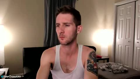 Tyler Chase online show from October 31, 2025, 12:44 am