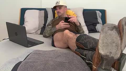 TylerLogan813 online show from March 10, 2026, 3:39 pm