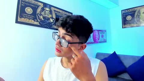   online show from January 19, 2025, 3:08 am