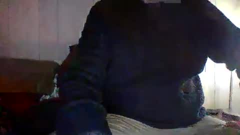 Snapshot of u_caught_us chatting on January 5, 2025, 2:27 am u_caught_us online show from January 5, 2025, 2:27 am