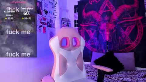 Snapshot of uchikydoll chatting on February 13, 2026, 11:45 pm uchikydoll online show from February 13, 2026, 11:45 pm