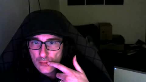 Snapshot of ucloudd chatting on April 1, 2026, 2:25 pm ucloudd online show from April 1, 2026, 2:25 pm