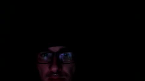 Snapshot of ucloudd chatting on April 8, 2026, 10:32 pm ucloudd online show from April 8, 2026, 10:32 pm