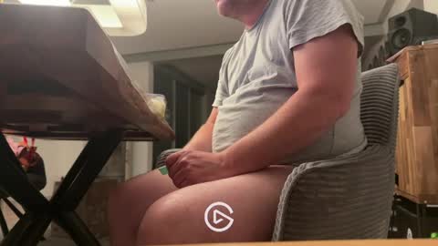 Snapshot of ueberdruck01 chatting on June 6, 2026, 8:02 pm ueberdruck01 online show from June 6, 2026, 8:02 pm