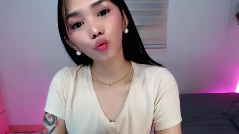 urbbgirl alliah online show from April 17, 2026, 2:03 am