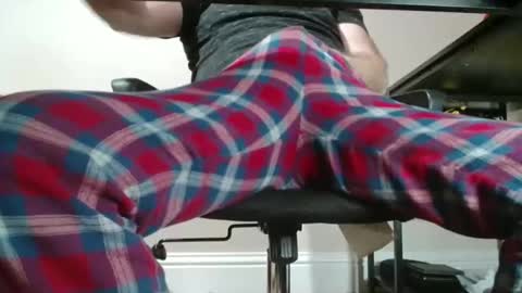 ukguynxtdr online show from November 16, 2025, 10:59 pm