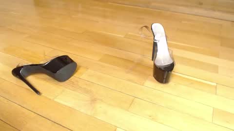 Megan online show from March 10, 2026, 6:35 pm