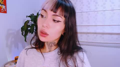 Martina online show from October 17, 2025, 1:31 am