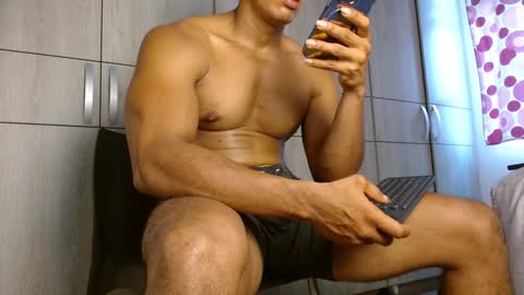 Felipe  model independent online show from January 17, 2025, 1:13 pm