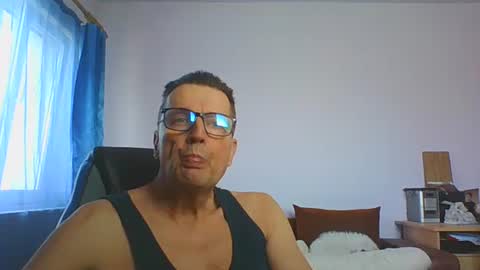 ulmeni4 online show from January 17, 2026, 7:24 am