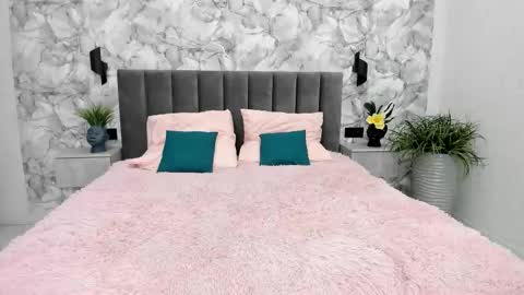 Melena online show from November 27, 2025, 12:56 am