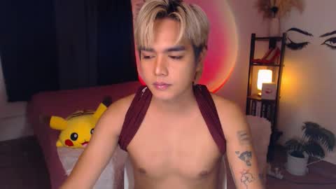 Snapshot of ultimatesexytrans chatting on February 18, 2025, 7:30 pm Alex online show from February 18, 2025, 7:30 pm