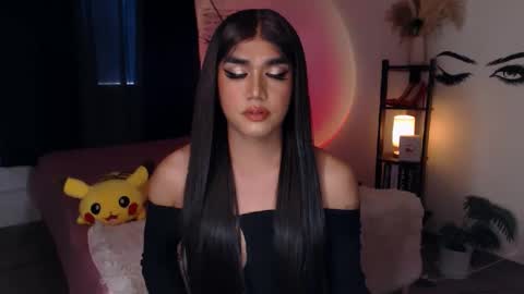 Snapshot of ultimatesexytrans chatting on February 20, 2025, 2:07 am Alex online show from February 20, 2025, 2:07 am