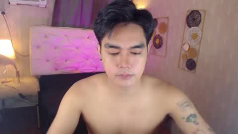 Snapshot of ultimatesexytrans chatting on November 12, 2025, 6:52 pm Alex online show from November 12, 2025, 6:52 pm